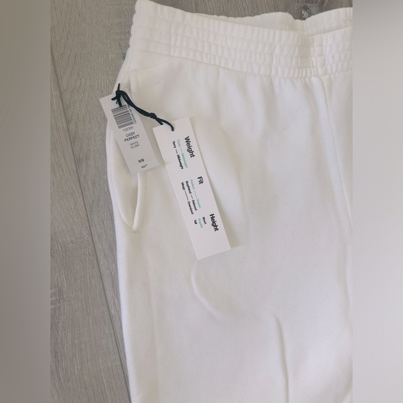 TNA Aritzia Sweatpants White - Picture 2 of 2